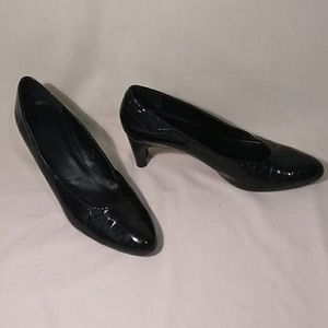 Black Patent Leather 10M